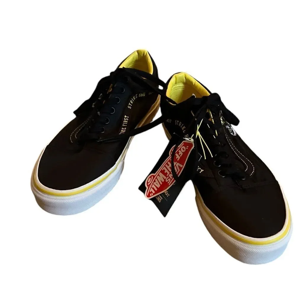 NWT VANs Cobra Kai Old School 🐍 Mens 7.5 Womens 9